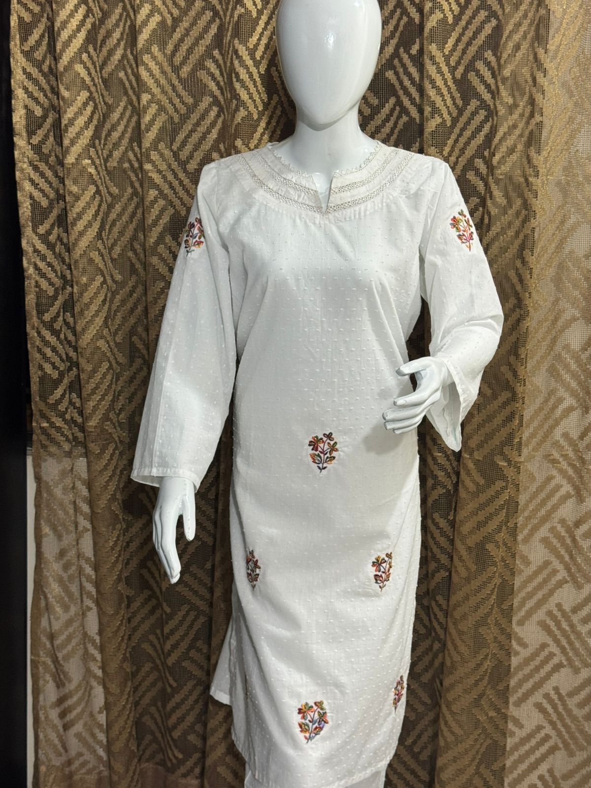 Snowflake Embroidered - Image 4